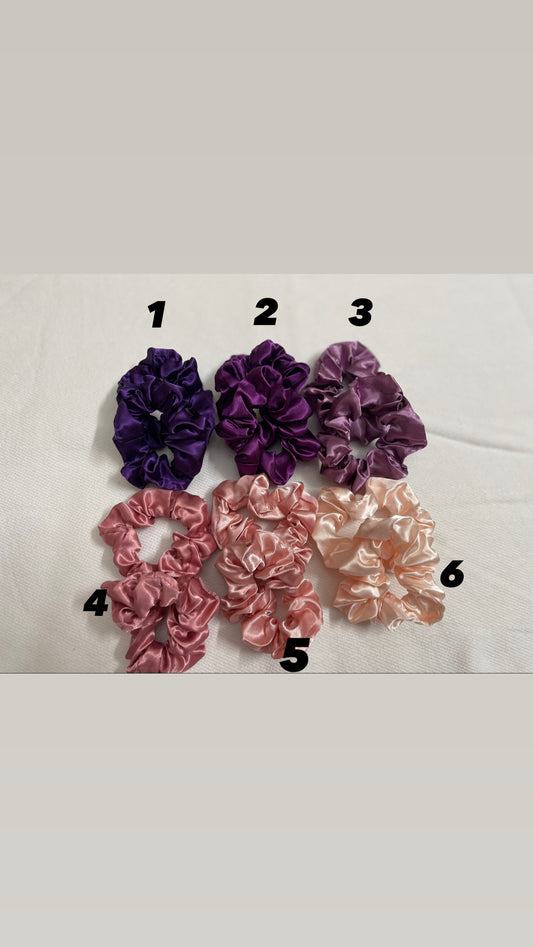 Satin scrunchies purple & pink ( per piece)(بالقطعه)